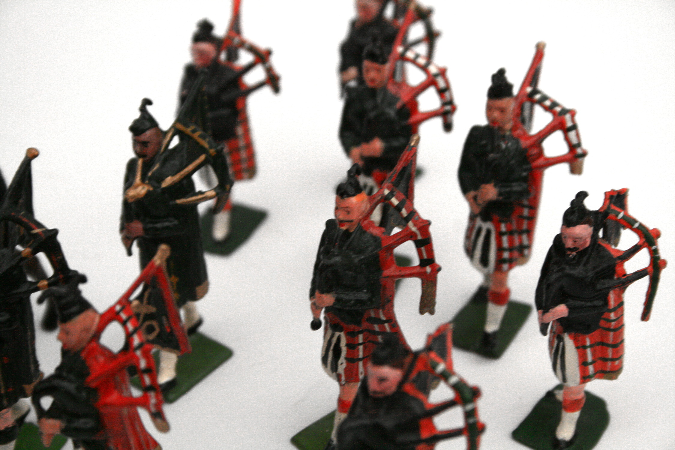 Vintage Britain's Metal Toy Soldiers Assorted Scottish 19 in Total - Image 3 of 4