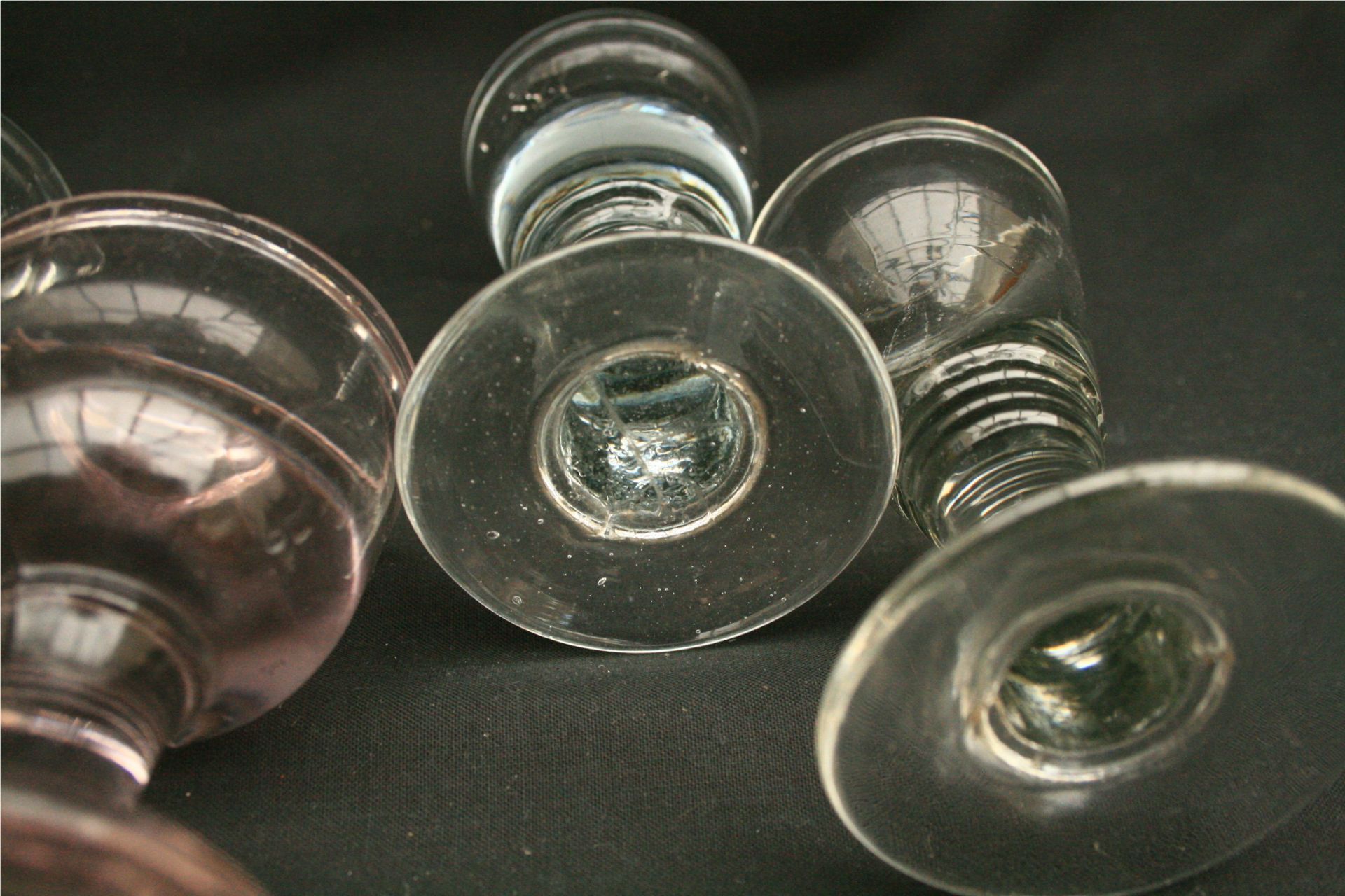 Four Victorian Glass Penny Lick Glasses - Image 2 of 5