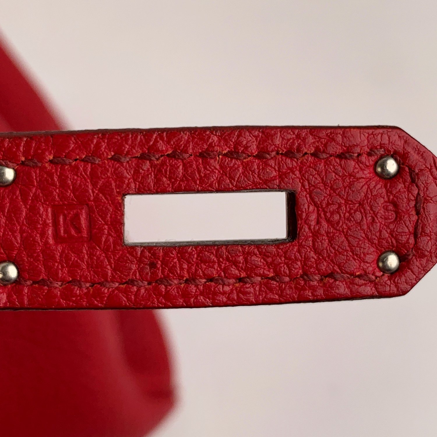 Hermes Red Leather Retourne Kelly 32 Top Handle Bag - Bild 6 aus 10