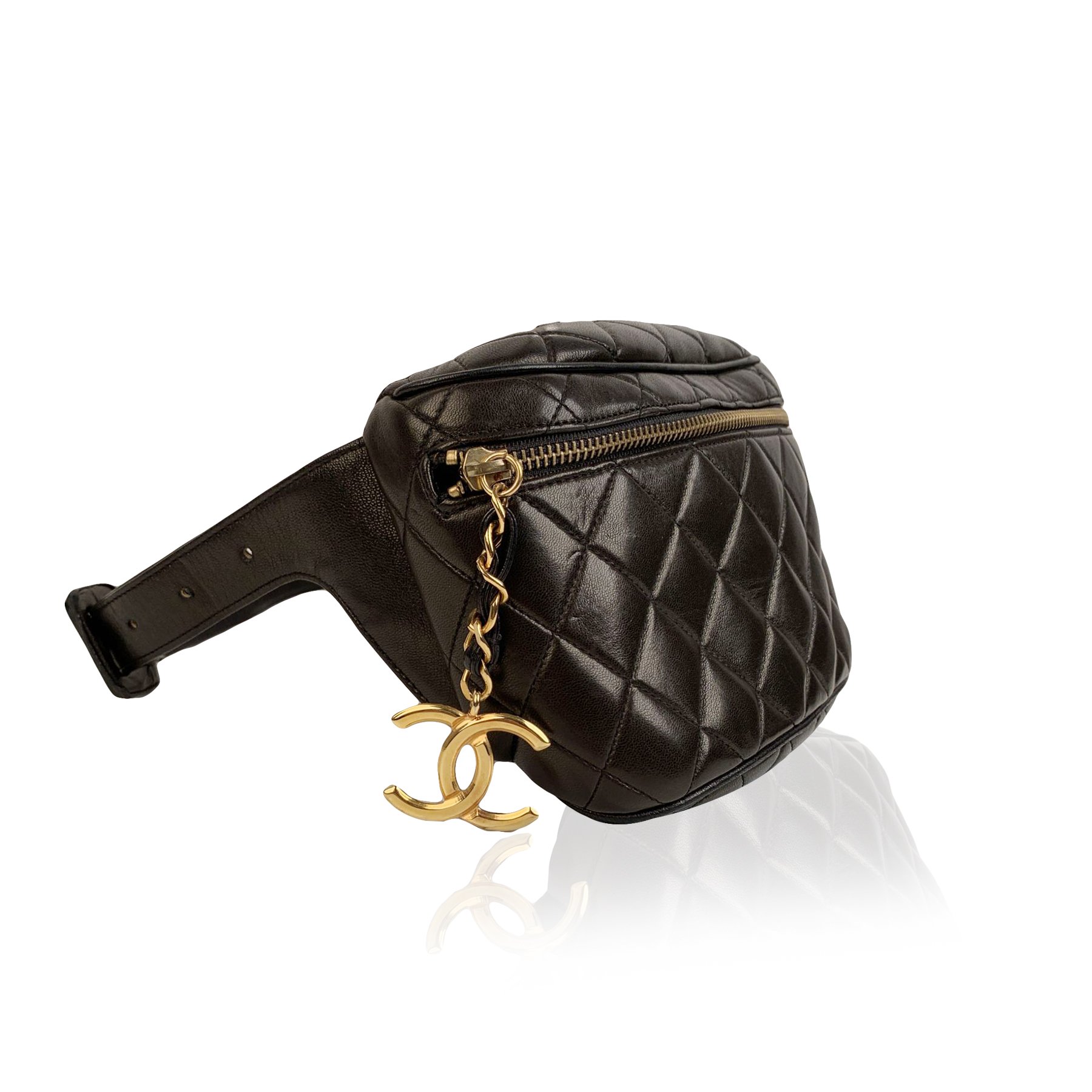 Chanel Vintage Black Quilted Waist Bum Bag Pouch - Bild 3 aus 10