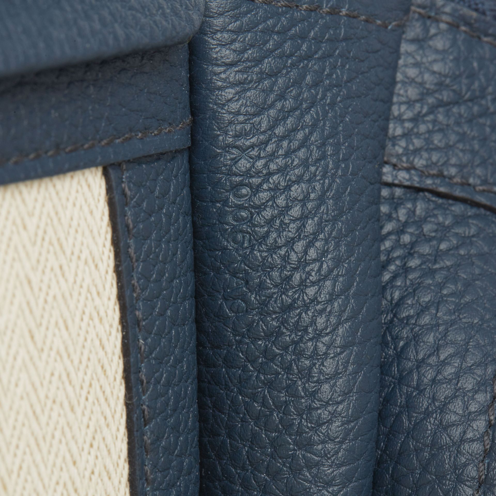 Hermès Bleu De Prusse & Bleu Electric Togo Leather Endless Road Zip Tablet Pochette - Image 5 of 12