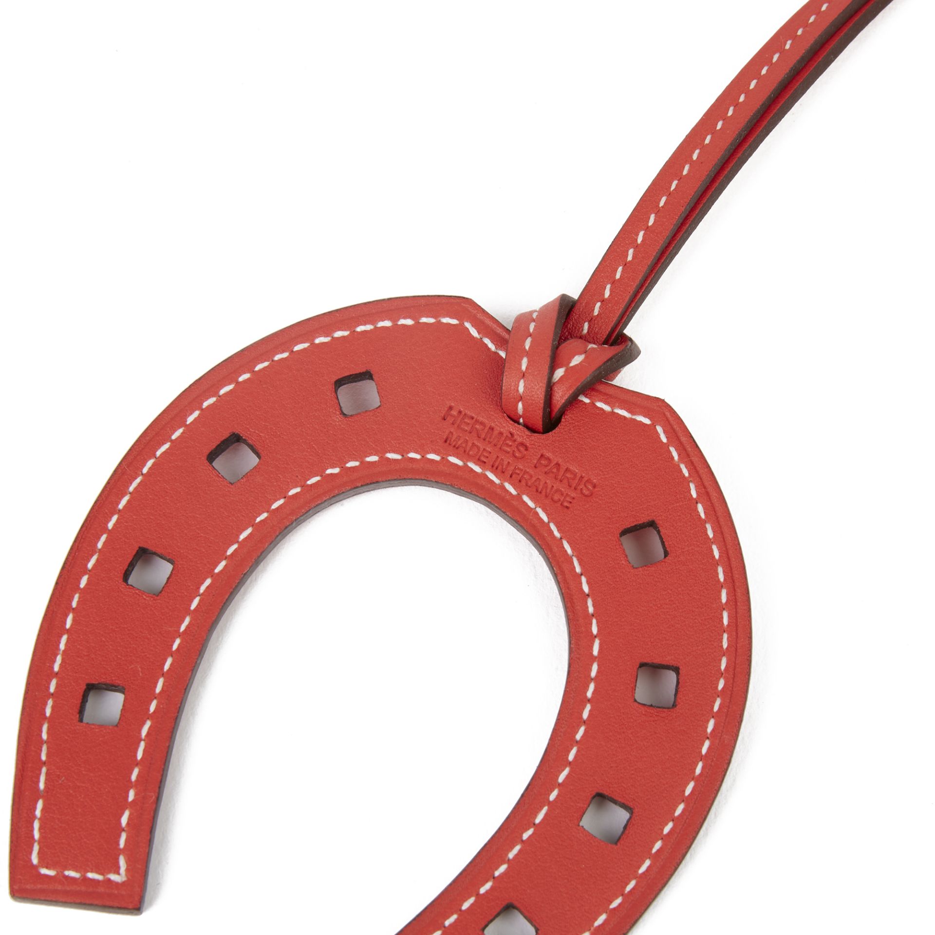 Hermès Rose Jaipur Swift Leather Paddock Horseshoe Charm - Image 4 of 5