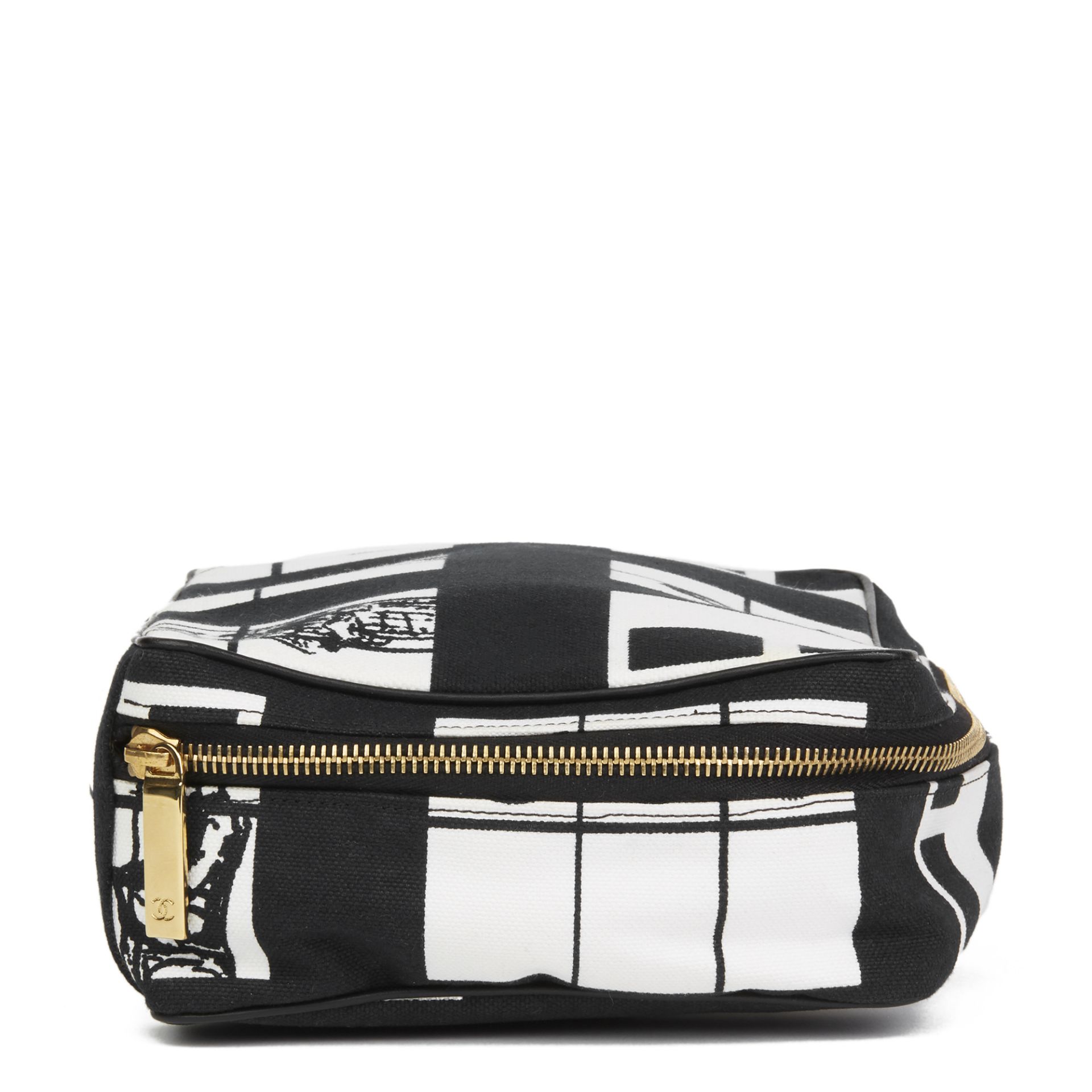 Chanel Black & White Canvas 'Window Line' Toiletry Pouch - Image 10 of 11