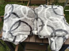 2x extra large fleece blanket