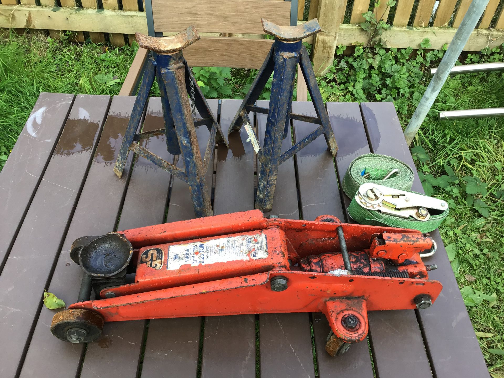 2-ton jack and axel stands