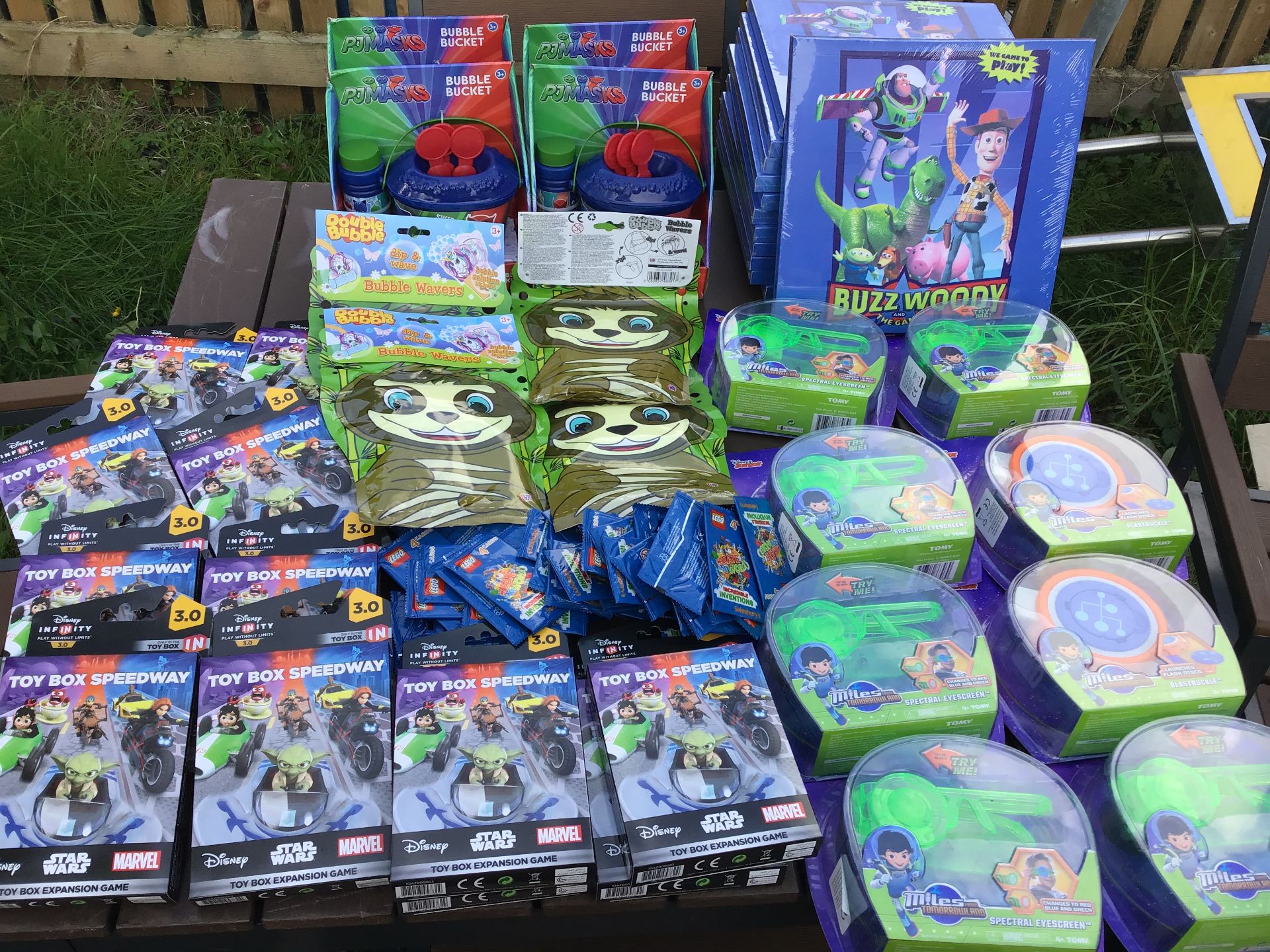 Bubble wavers and PJ masks bubble sets - Image 2 of 2