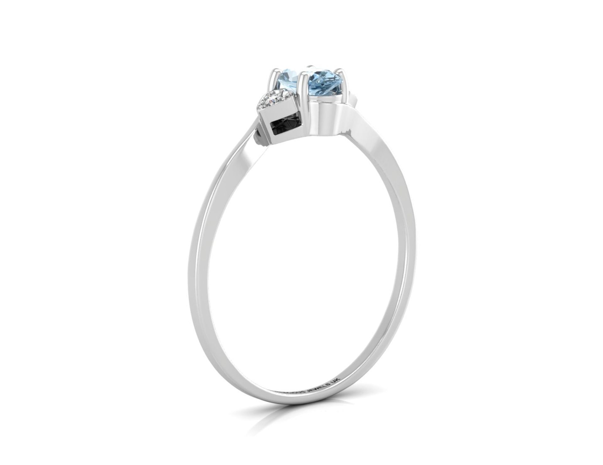 9ct White Gold Fancy Cluster Diamond Blue Topaz Ring 0.01 Carats - Image 2 of 5