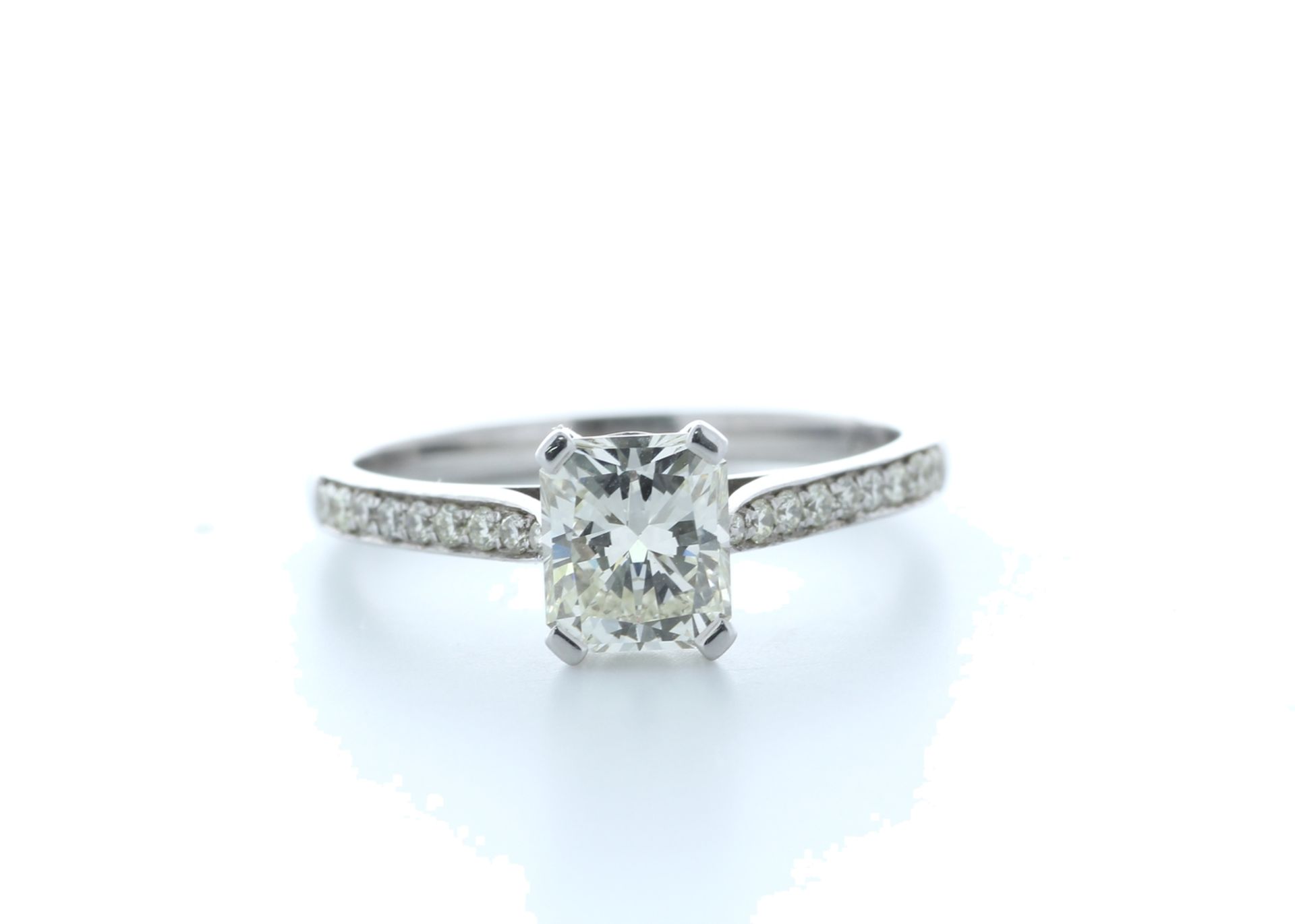 18ct White Gold Radiant Cut Diamond Ring 1.36 (1.19) Carats