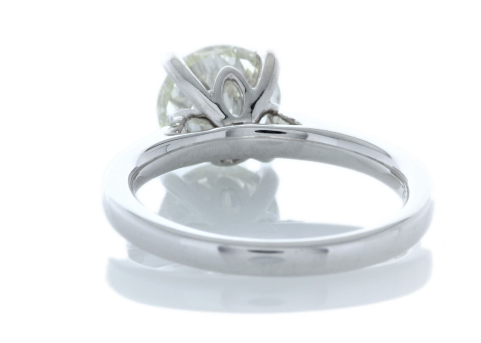 18ct White Gold Single Stone Claw Set Diamond Ring 2.05 Carats - Image 4 of 5