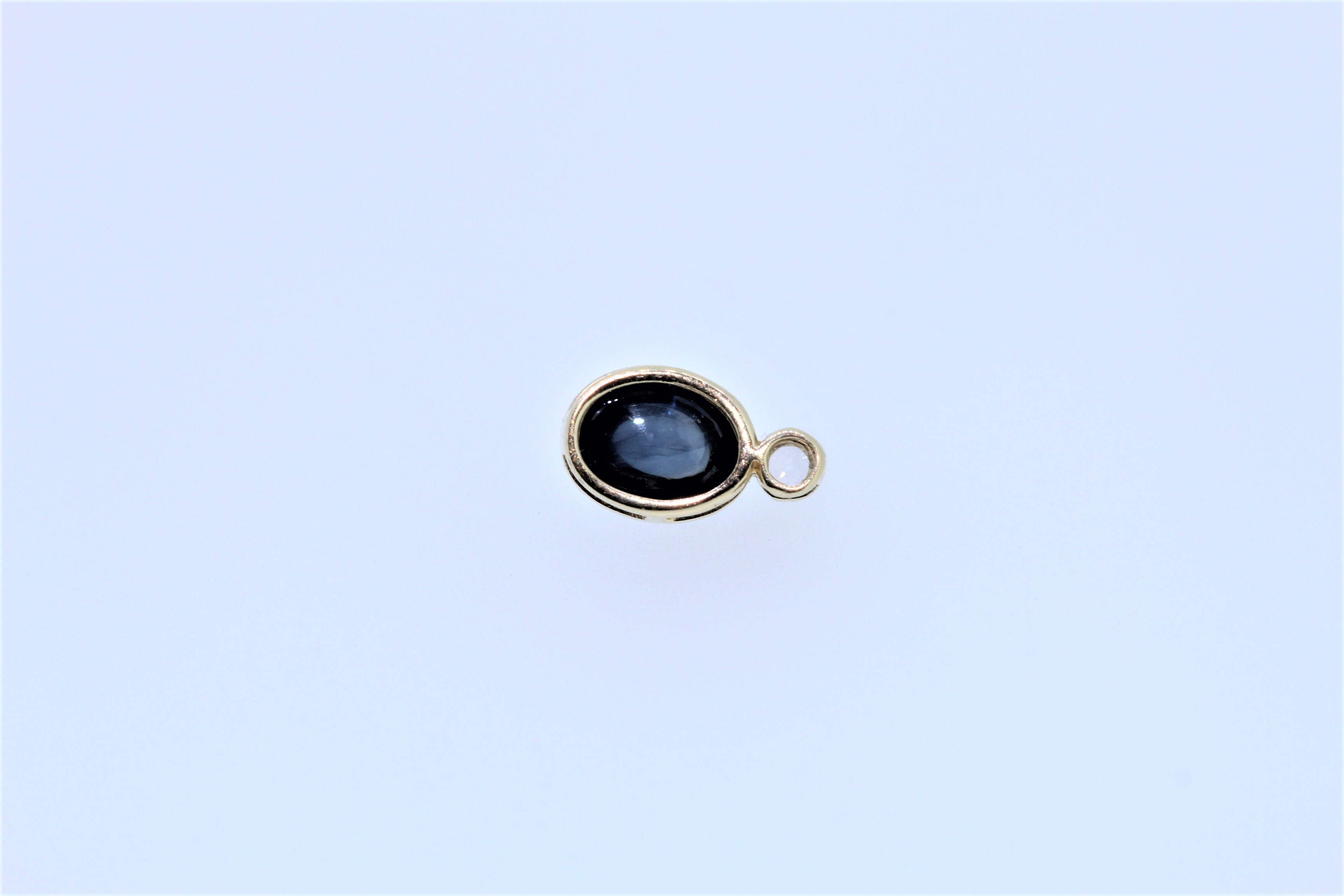 9k Yellow Gold Sapphire And Diamond Set Pendant - Image 3 of 5