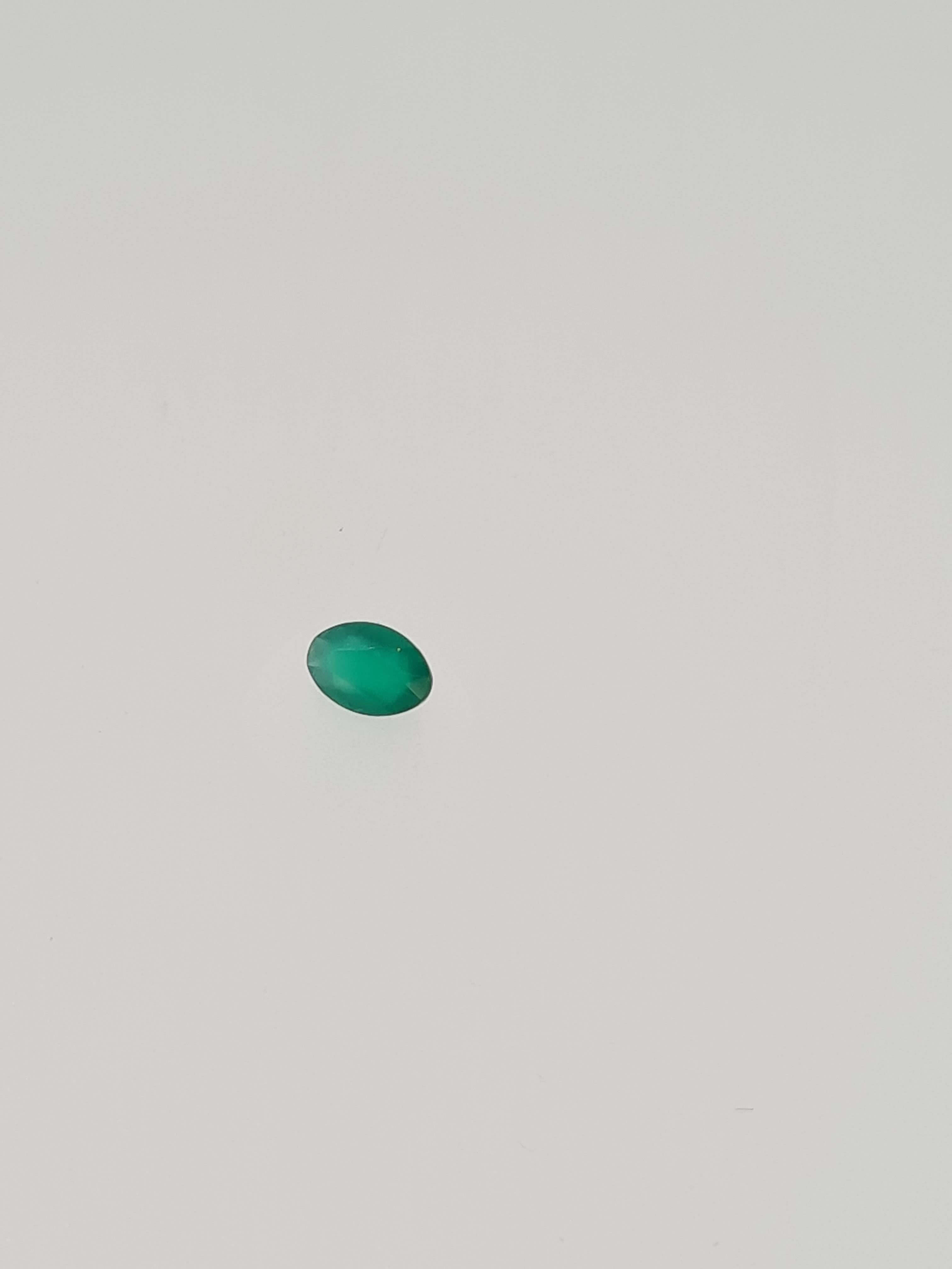 Emerald oval cut gem stone - Image 4 of 4