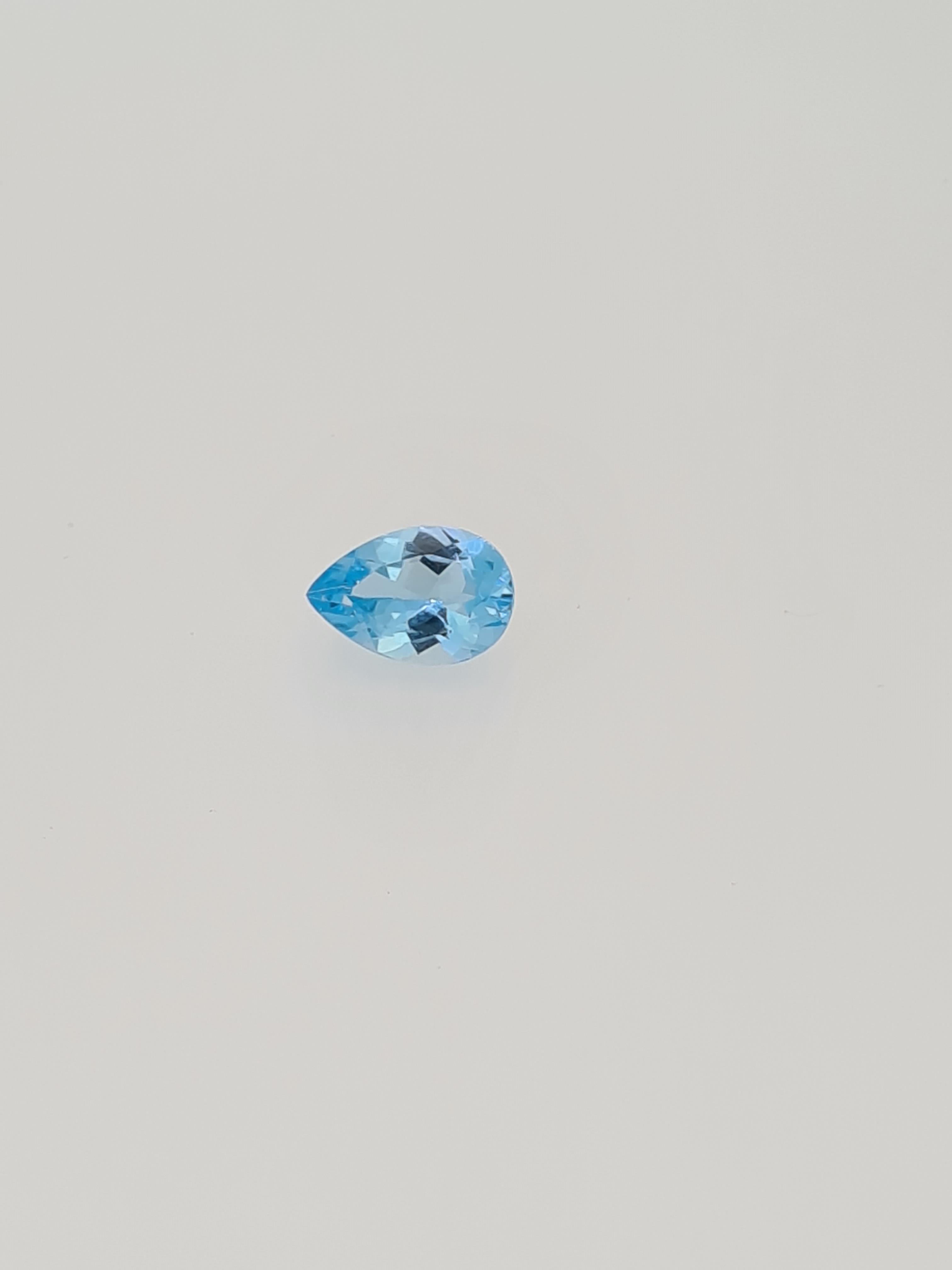 Blue topaz pear cut gem stone - Image 5 of 5