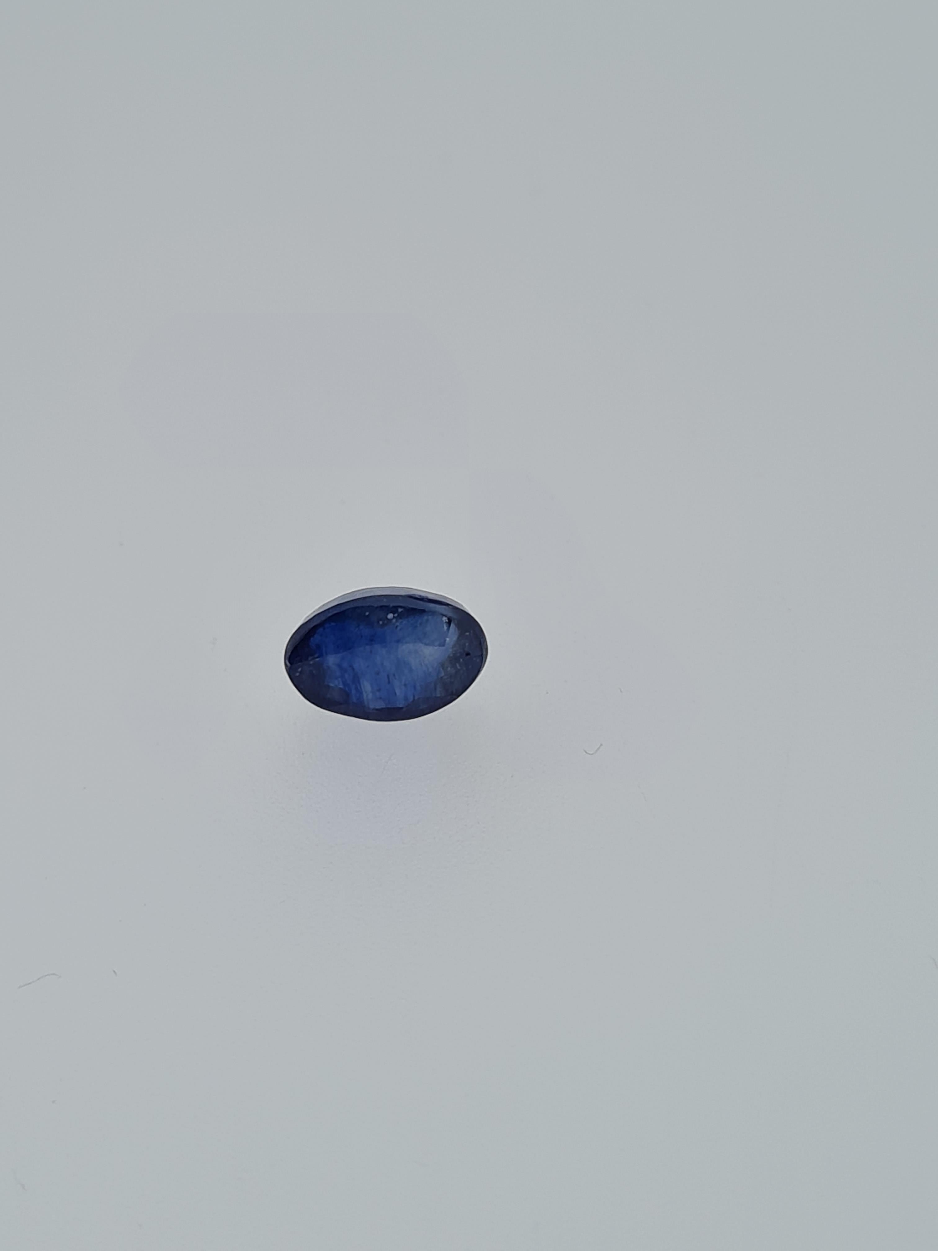 Sapphire oval cut gem stone - Image 5 of 6