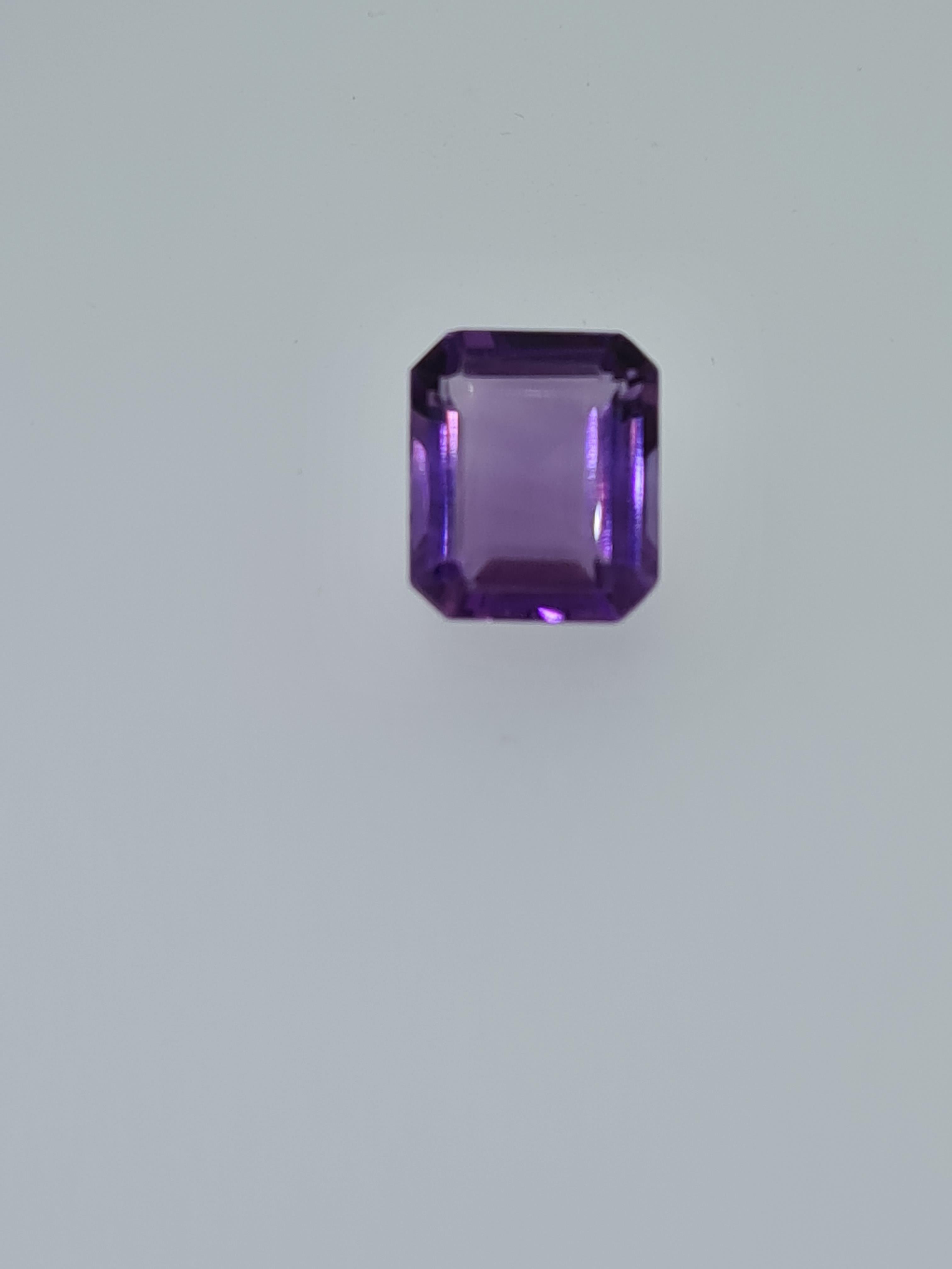 Amethyst step cut gem stone - Image 4 of 5