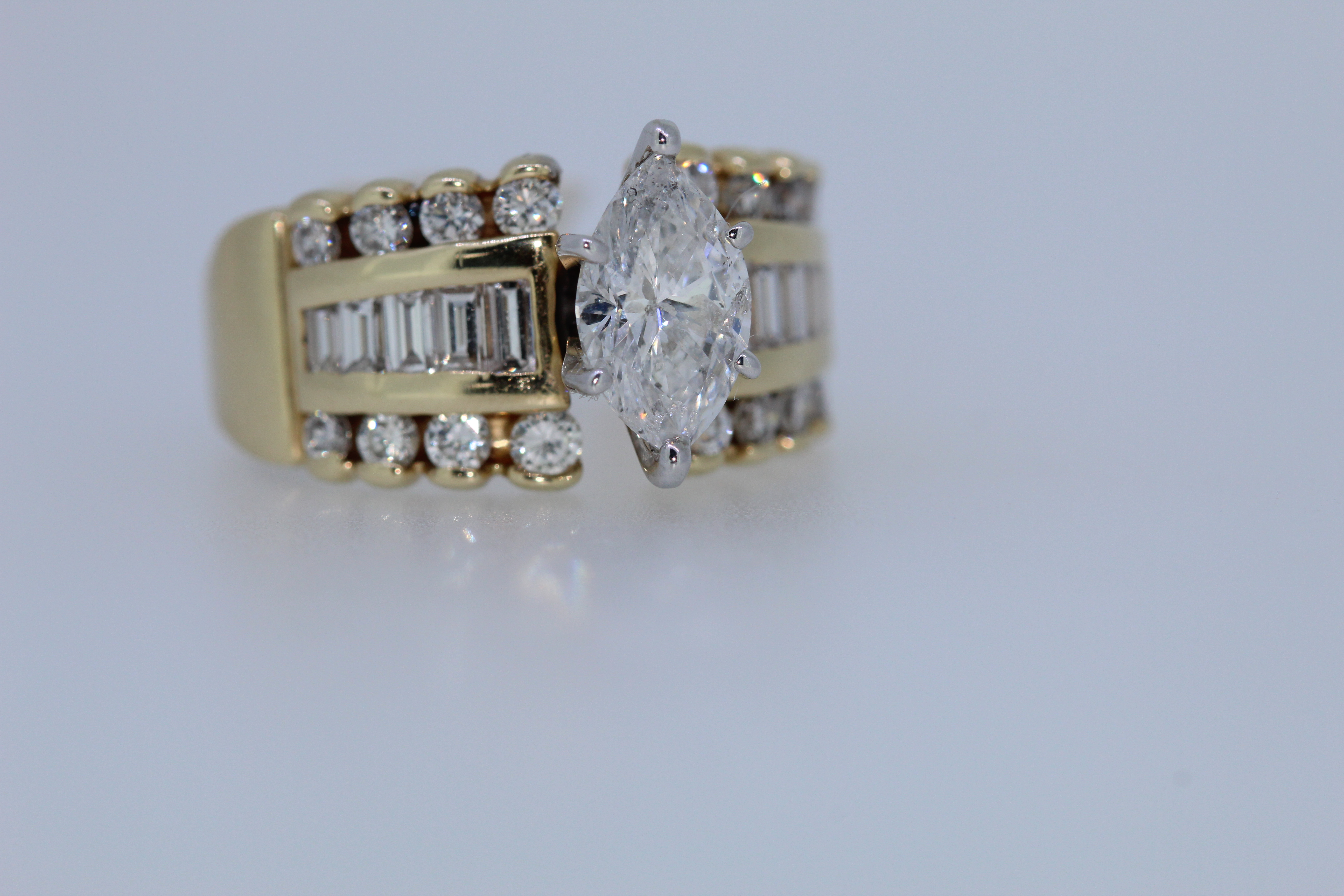 14ct Yellow Gold Marquise Diamond Ring - Image 5 of 6