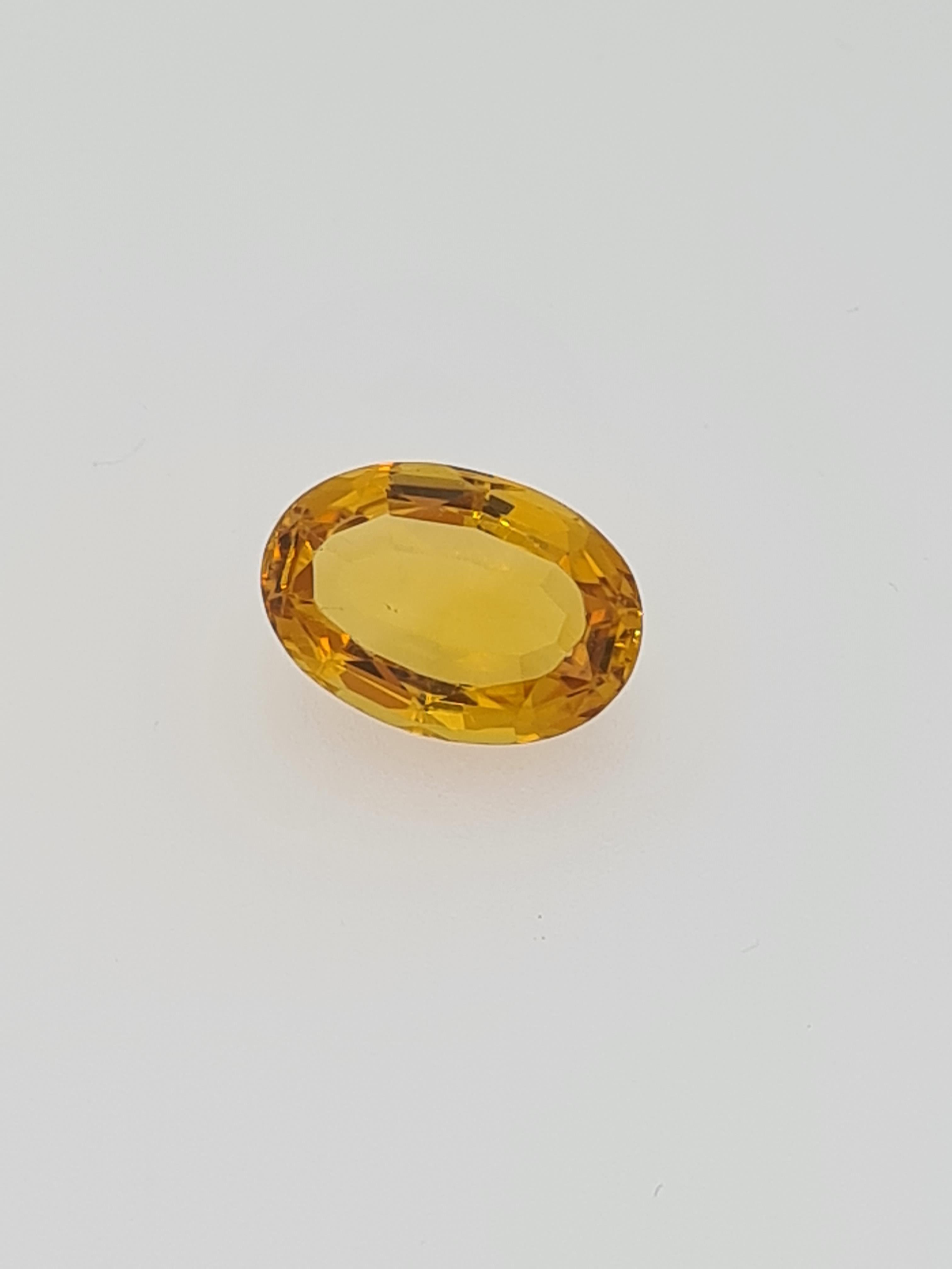 Citrine oval cut gem stone - Image 4 of 4