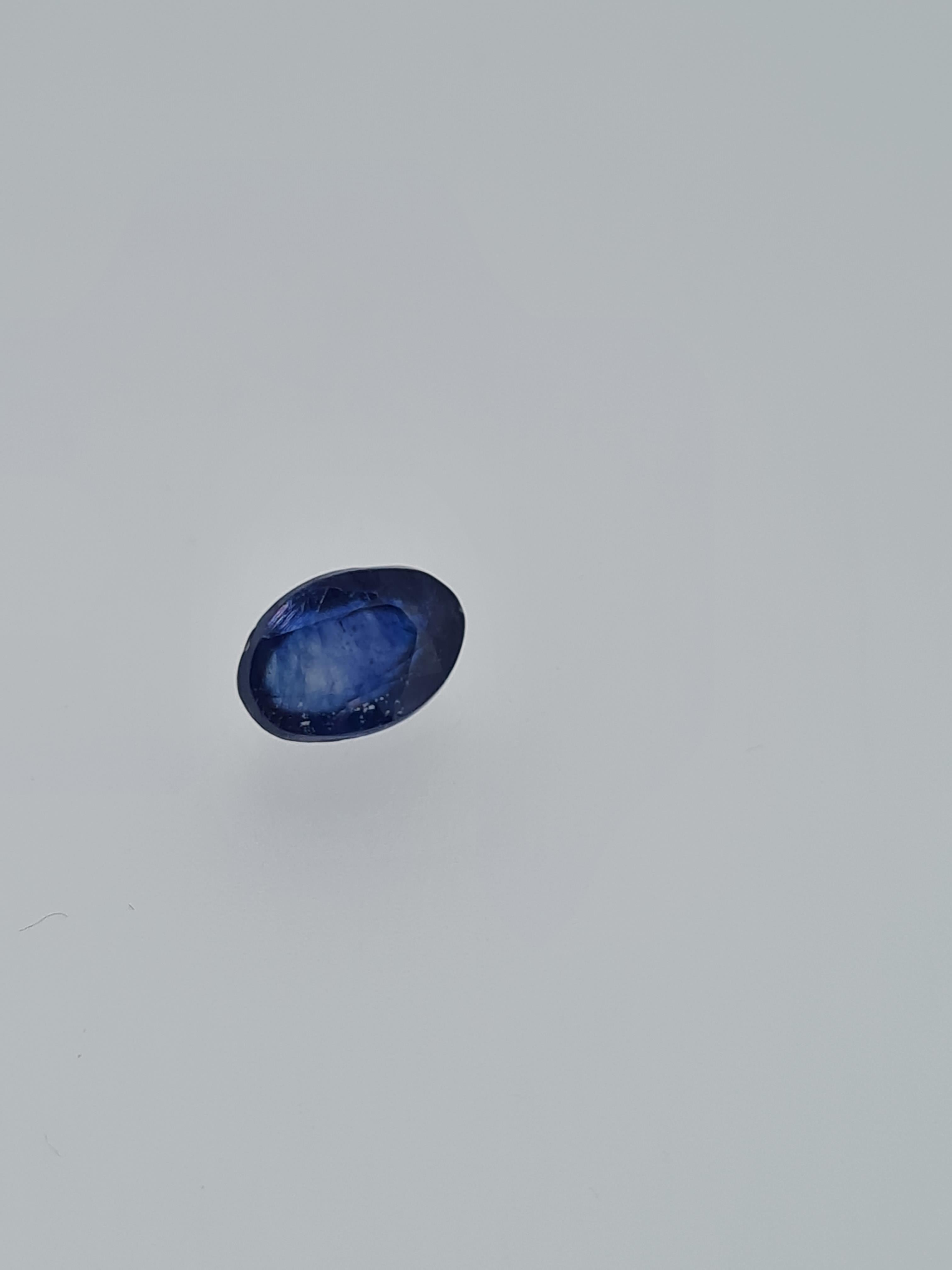 Sapphire oval cut gem stone - Image 6 of 6