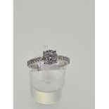 18ct white gold diamond ring