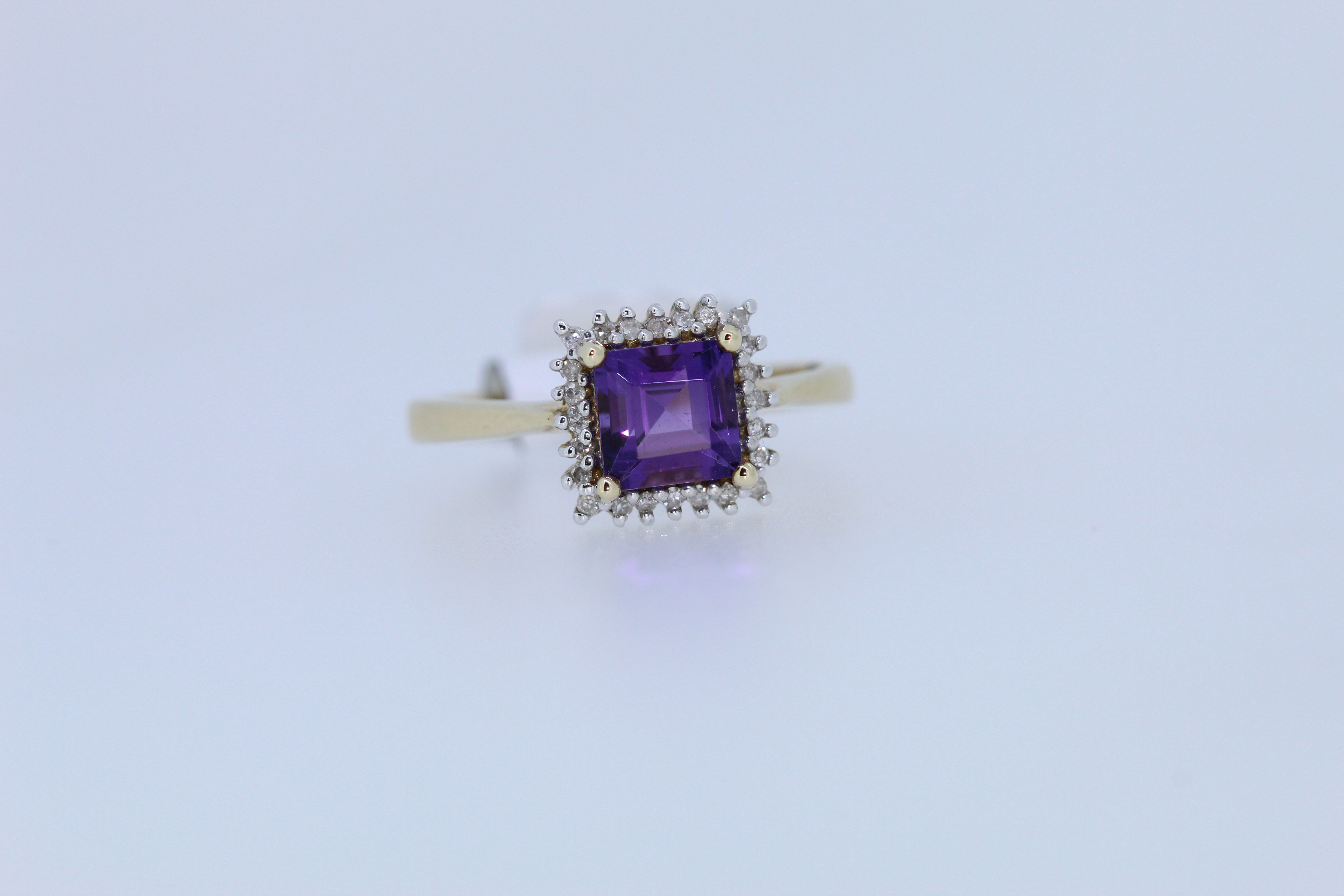 9ct Yellow Gold Amethyst And Diamond Ring - Image 5 of 5