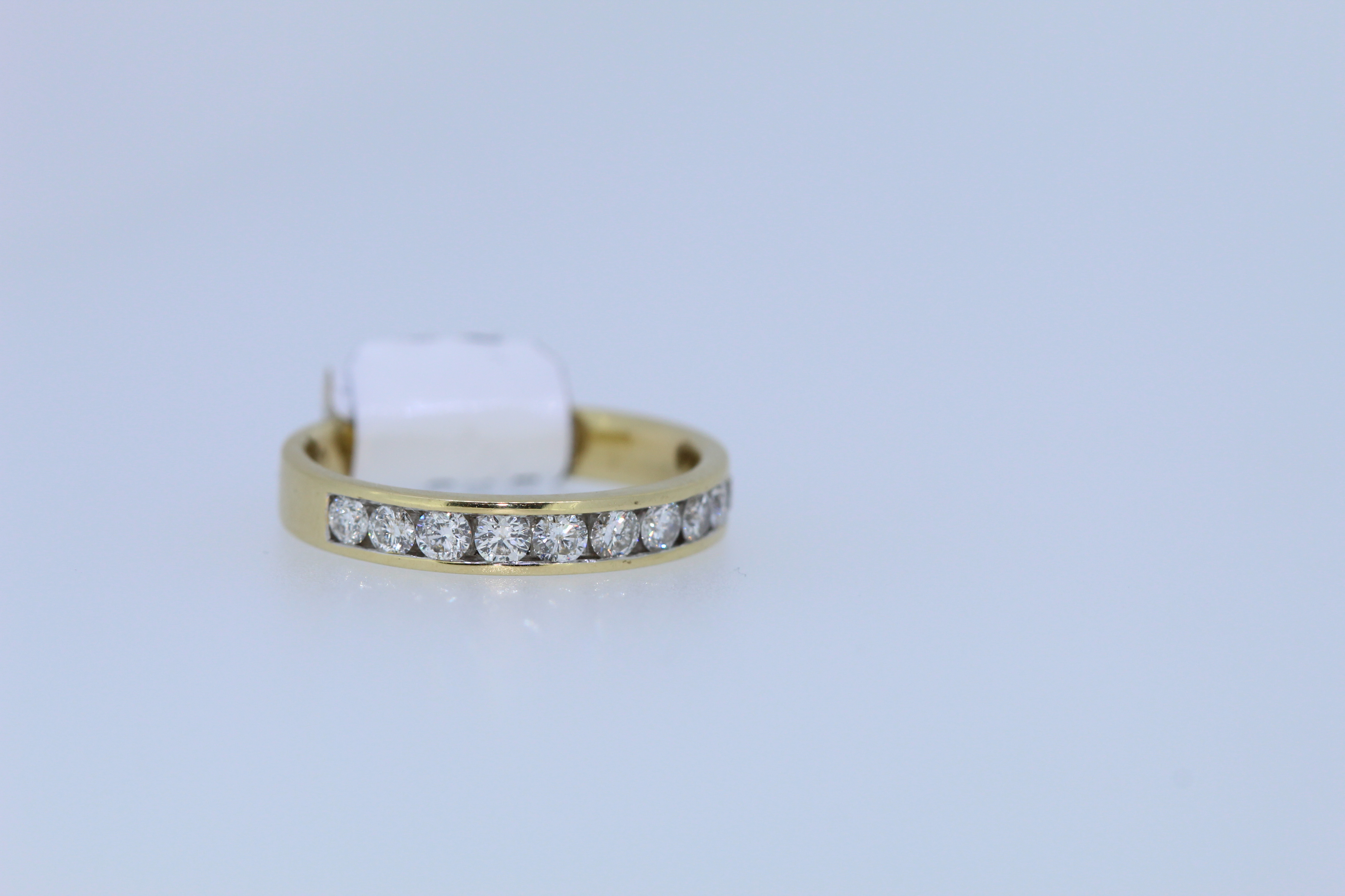 18ct Hallmark Canadion Diamonds Half Eternity Ring - Image 3 of 5