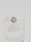 Round cut diamond