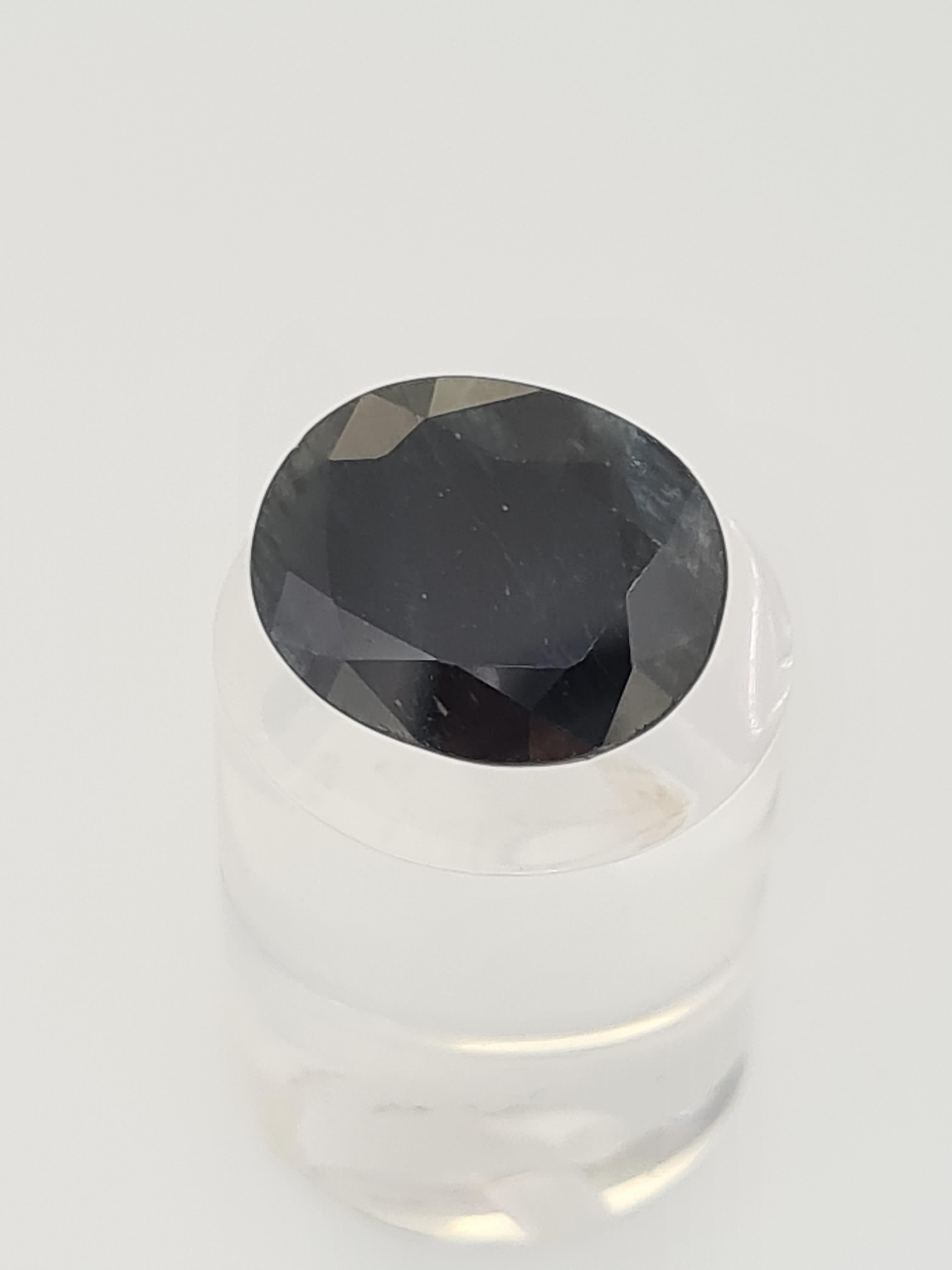 Sapphire oval cut gem stone