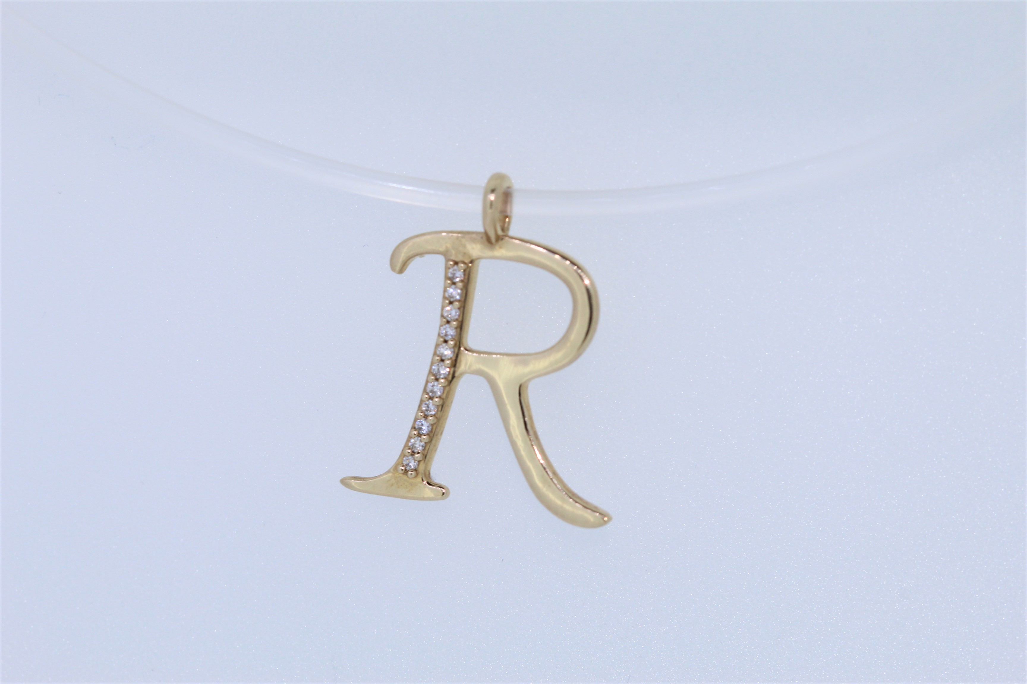 9k Yellow Gold Diamond Set R Initial Pendant - Image 2 of 2