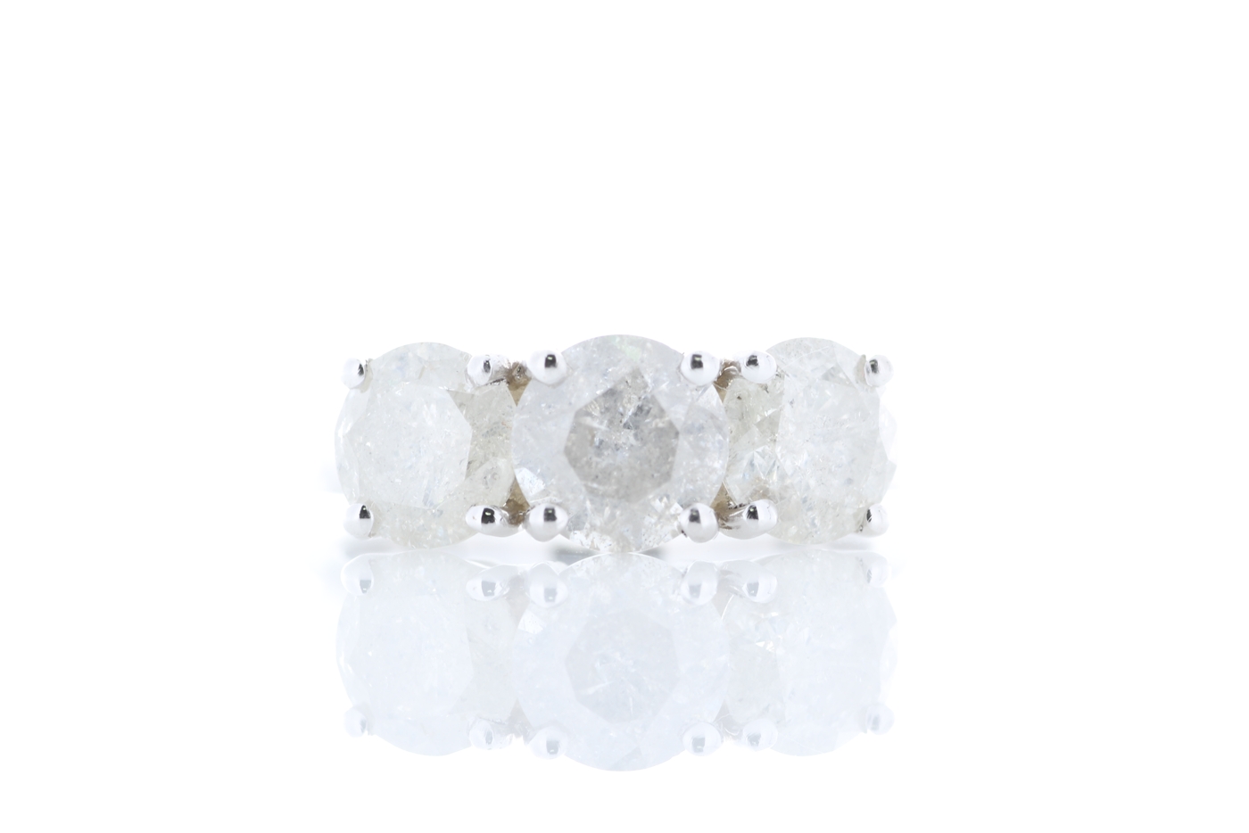 18k White Gold Three Stone Diamond Ring 3.45 Carats - Image 2 of 4