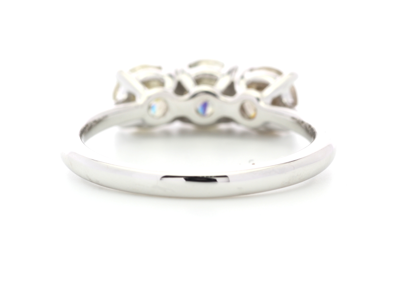 18k White Gold Three Stone Diamond Ring 1.58 Carats - Image 3 of 5