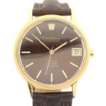 Omega / Constellation 18K Gold Chronometer - Gentlmen's Yellow gold Wrist Watch