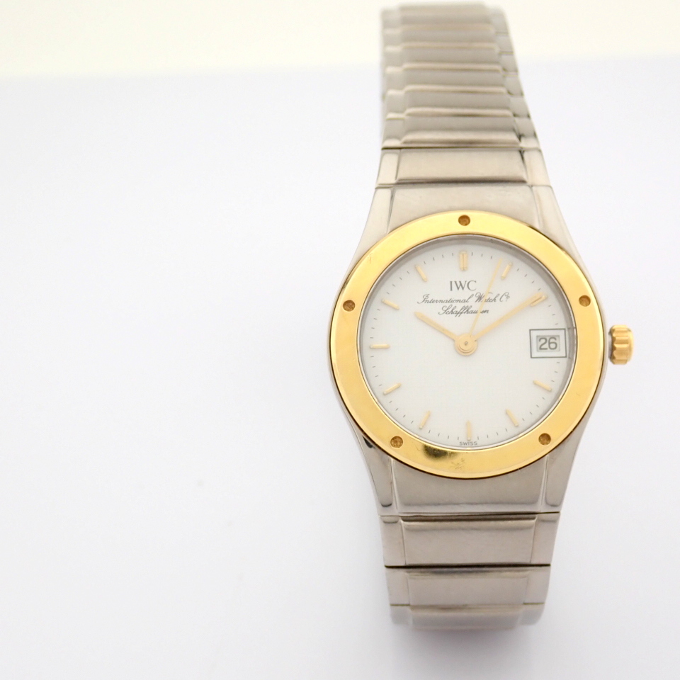 IWC / 1980s IWC INGENIEUR COLLECTORS - Lady's Gold/Titanium Wrist Watch - Image 11 of 16