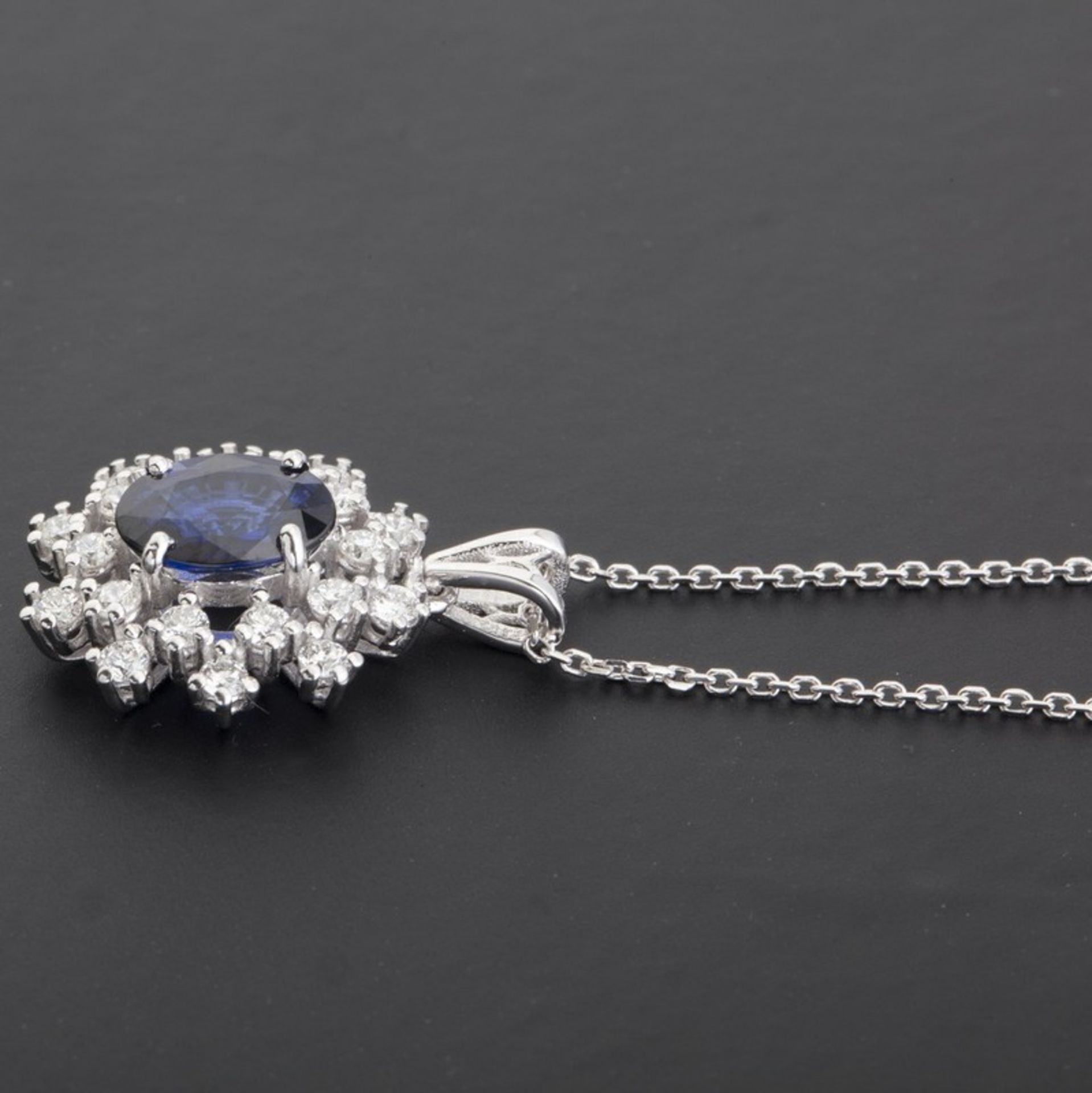 18K White Gold Sapphire Cluster Pendant Necklace Total 1.77 ct - Image 2 of 9