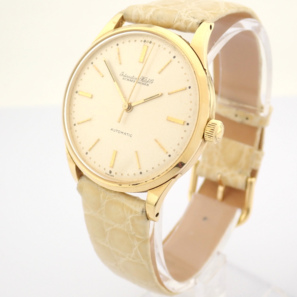 IWC / Schaffhausen 18K Automatic - Gentlmen's Yellow gold Wrist Watch - Image 8 of 13
