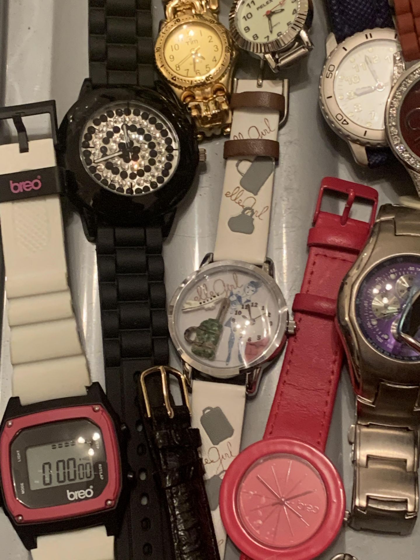Joblot Assorted Fashion Brand Watches Total 52 - Image 6 of 7
