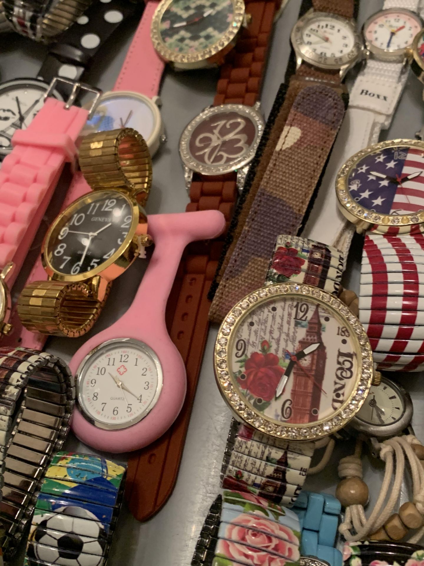 Job Lot Assorted Fashion Wrist Watches Ladies And Gents - Image 5 of 8