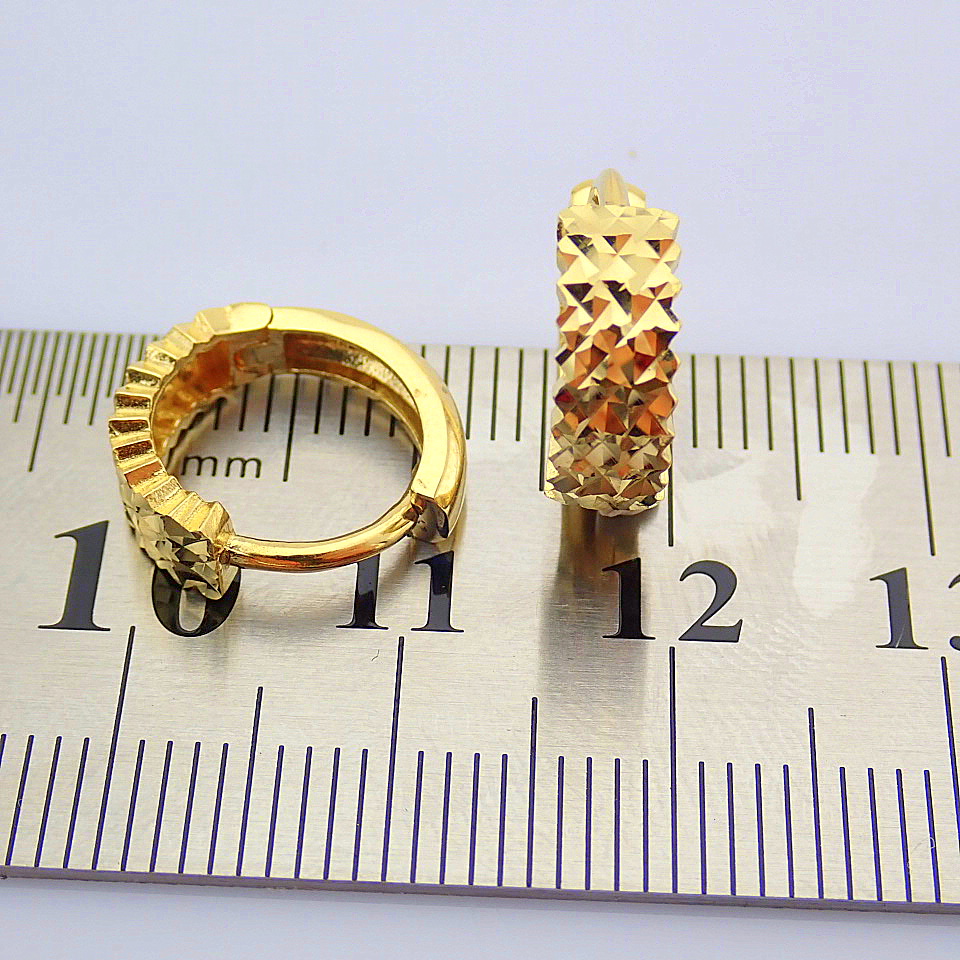 0.4 In (1 cm) Earring. In 14K Yellow Gold - Image 3 of 3