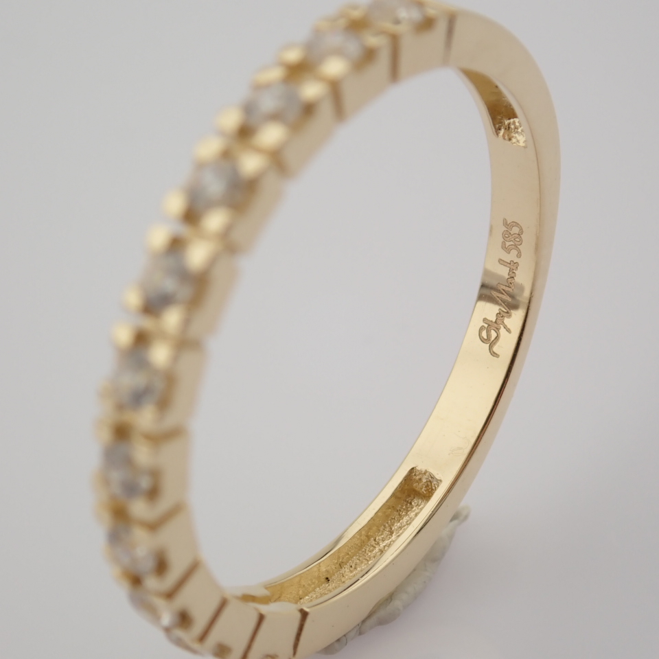 Swarovski Zirconia Ring. In 14K Yellow Gold - Image 10 of 10