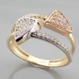 Italian Design Swarovski Zirconia Ring. In 14K Tri Colour White Yellow and Rosegold