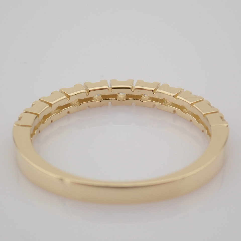 Swarovski Zirconia Ring. In 14K Yellow Gold - Image 4 of 10