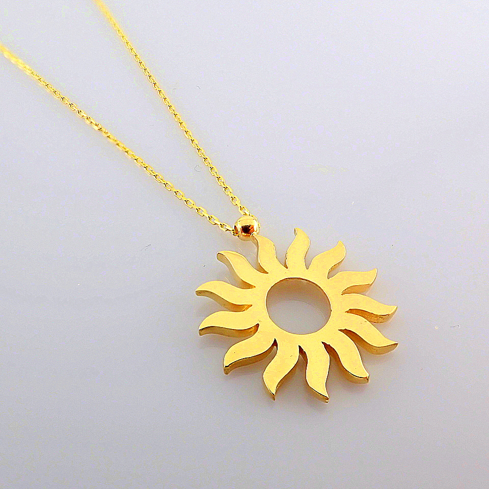 17.3 In (44 cm) Pendant. In 14K Yellow Gold