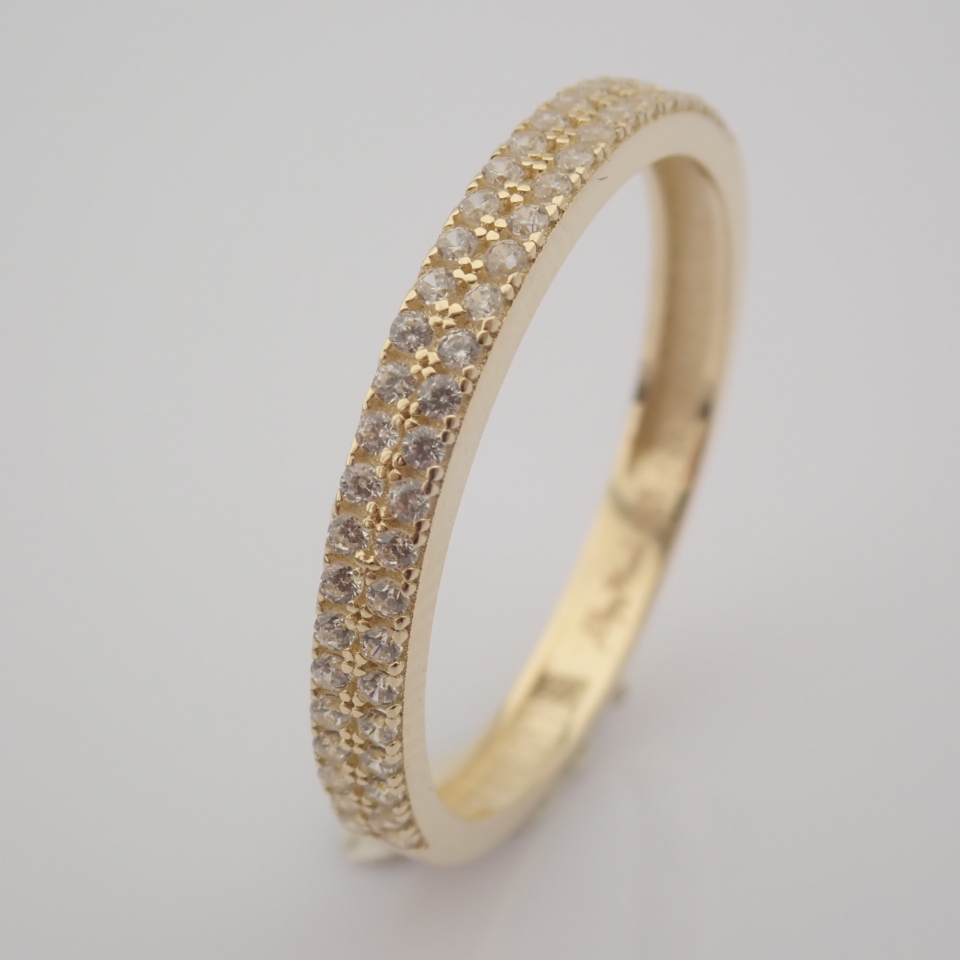 Swarovski Zirconia Ring. In 14K Yellow Gold - Image 5 of 8