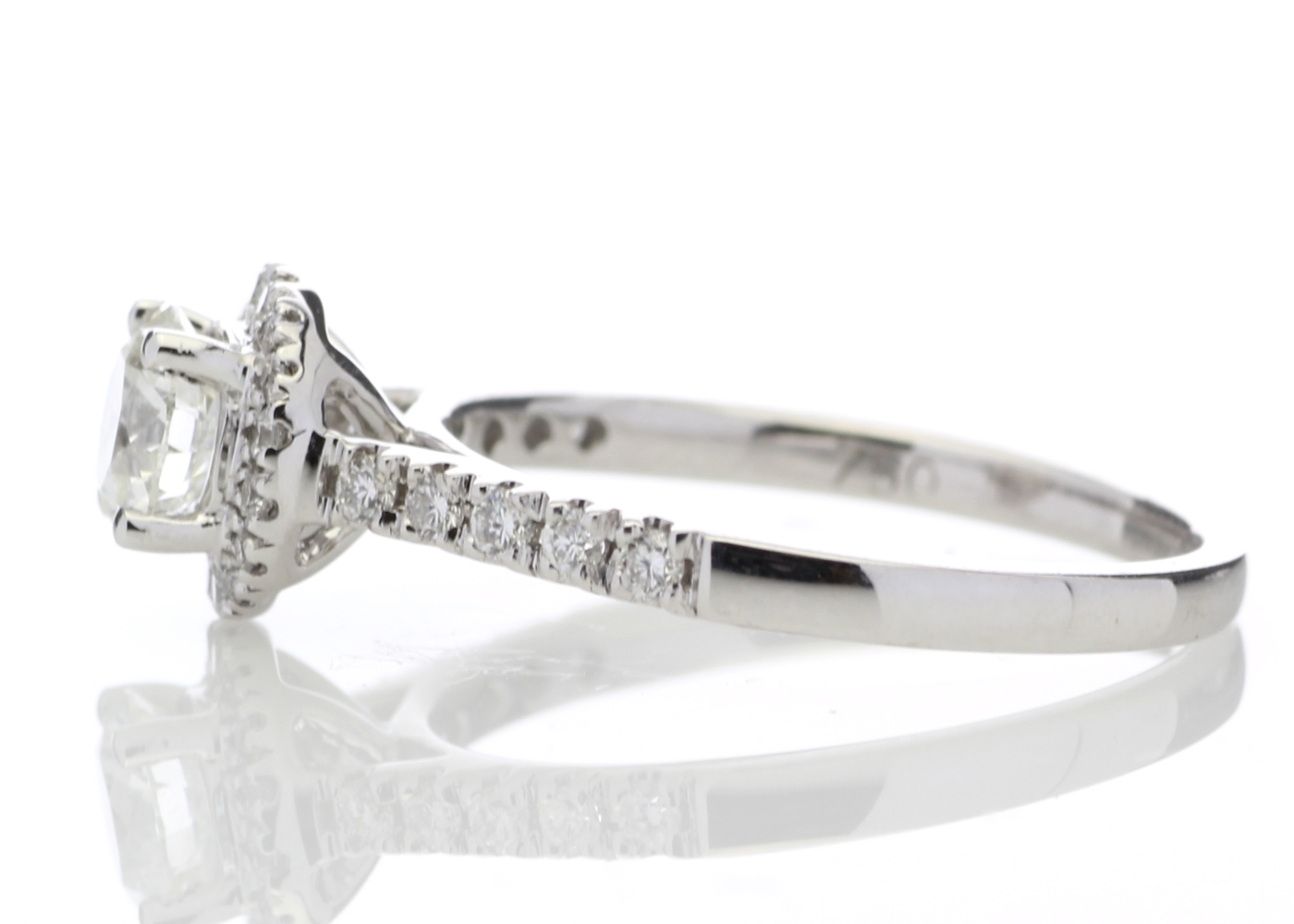 18ct White Gold Halo Diamond Ring 0.70 Carats - Image 3 of 6