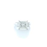 18ct White Gold Three Stone Claw Set Diamond Ring 4.65 Carats