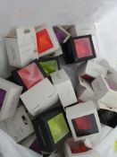 Pyramid Mobile Phone Holders Approx. 20 Pcs Huge Profit Margin Rrp 150