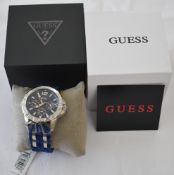 Guess W0366G2 Men's Watch