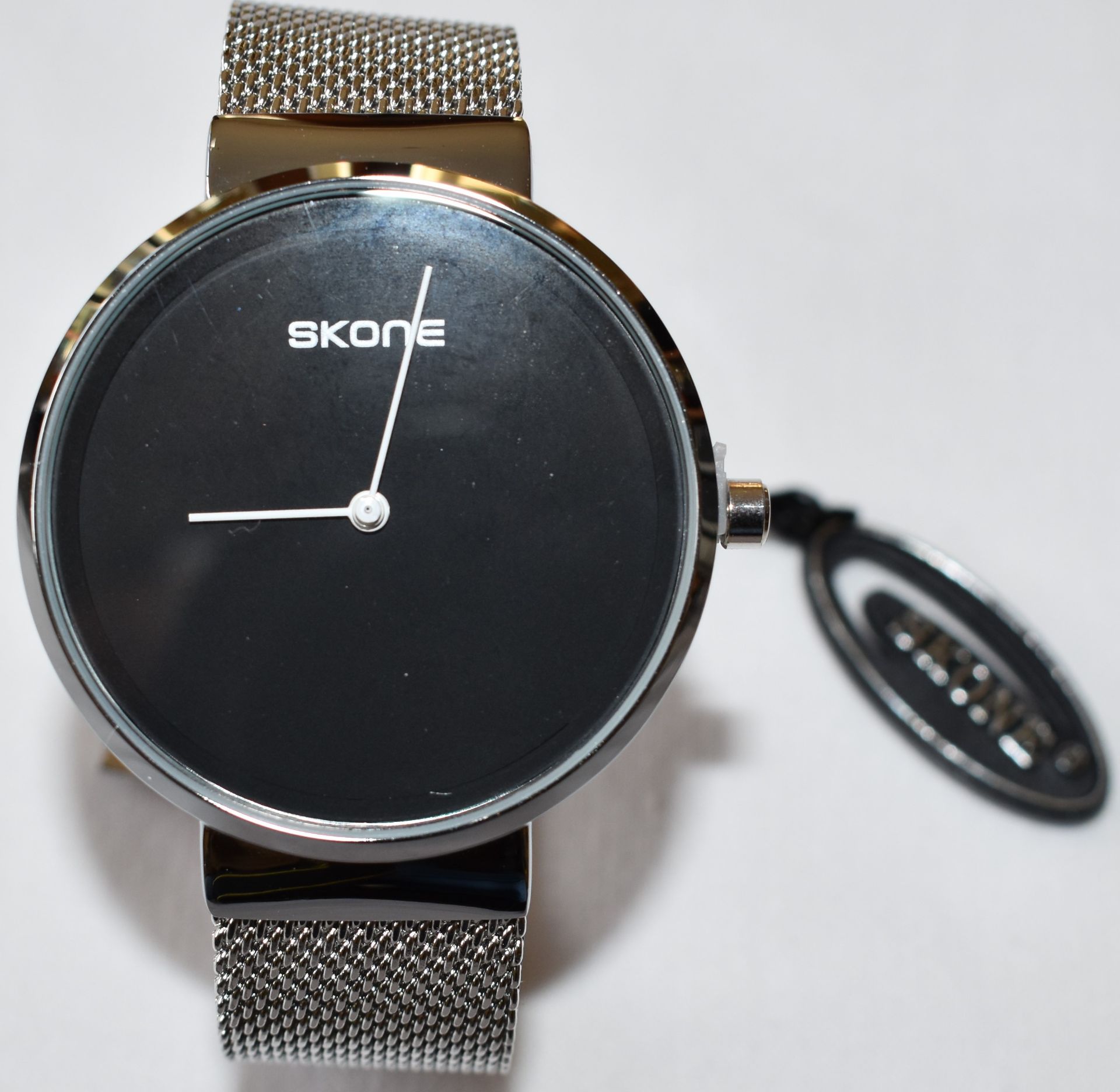 Skone Men's Mesh Strap Watch (Silver) - Image 2 of 2