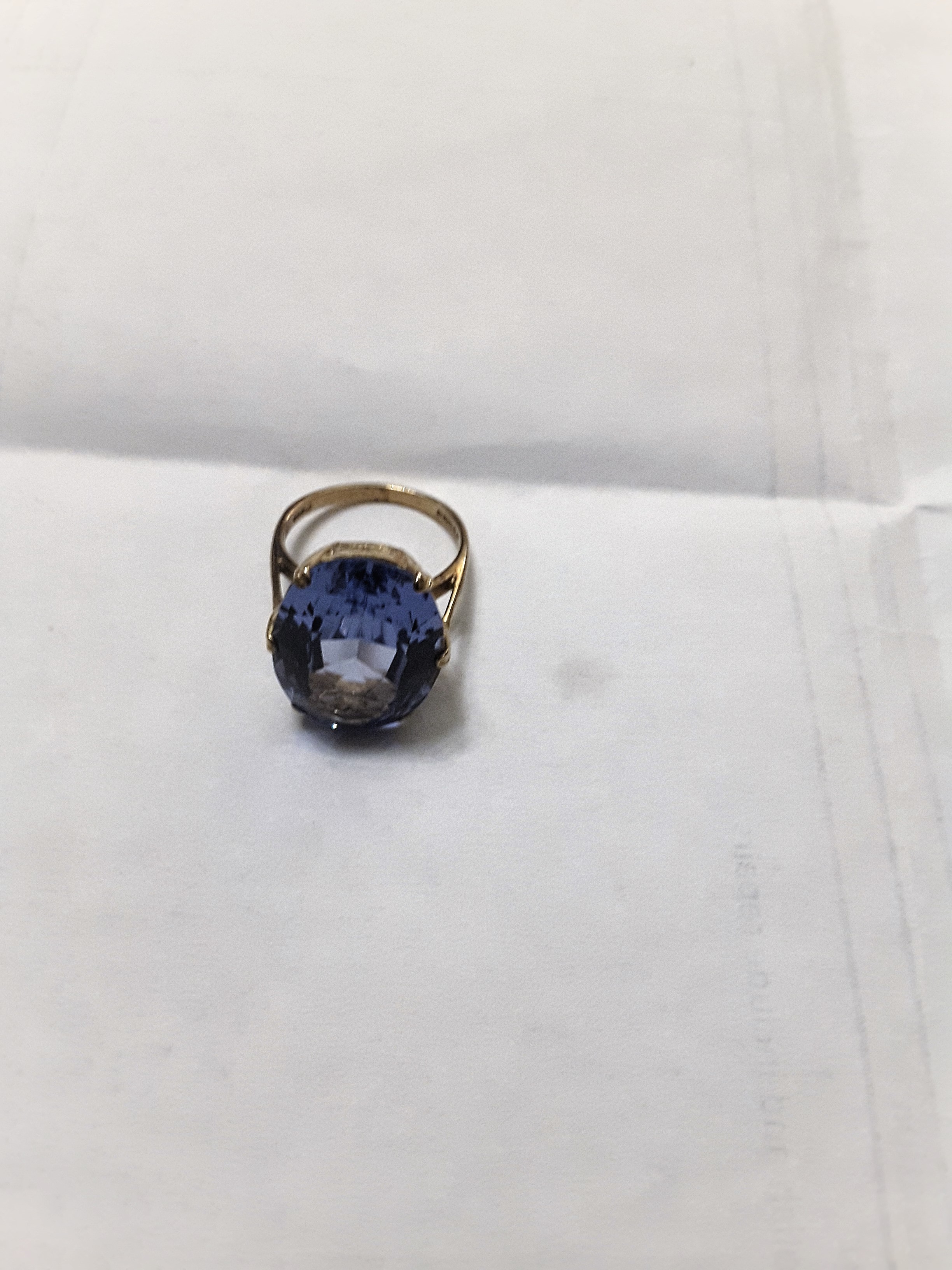 9Ct Gold Round Blue Topaz Ring - Image 2 of 5