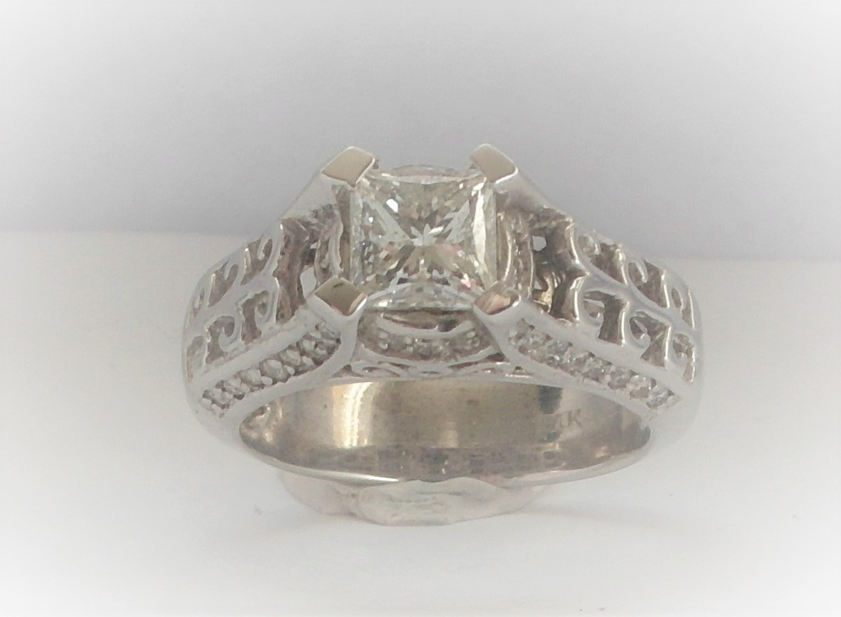 14Ct White Gold Single Stone Princess Cut Diamond Ring - Image 3 of 16