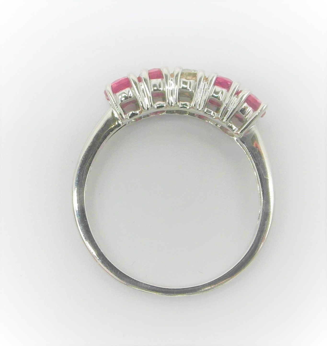5 Stone Pink Sapphire & Diamond Ring - Image 2 of 5