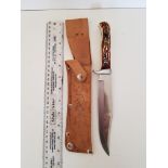 Hunting Knife in Leather sheath